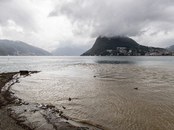 découvrez les dernières informations sur le glissement de terrain au tessin et ses conséquences sur la région. restez informé avec les dernières actualités sur cet événement.